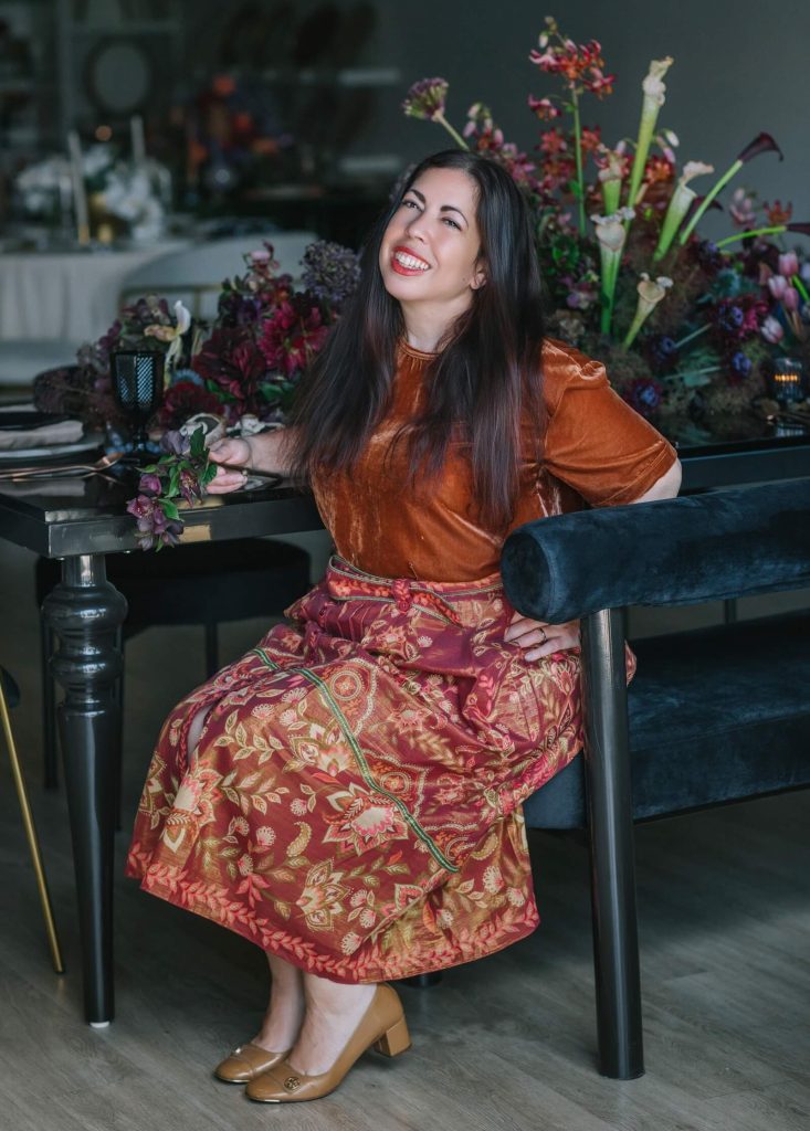 sharon mintz headshot owner of organic elements